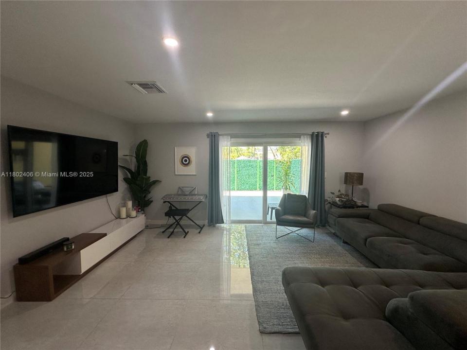 8443 SW 137th Ave 8443, Miami, Florida 33183, Stati Uniti