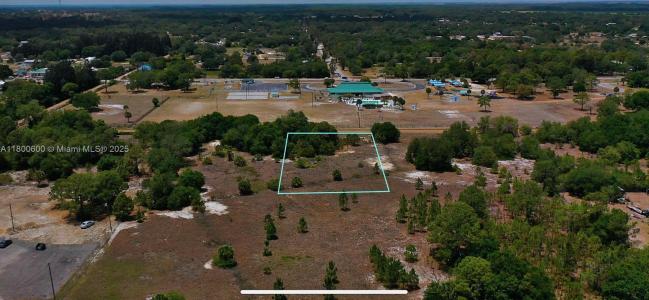 245 N ISORA ST, Clewiston, Floride 33440, États-Unis
