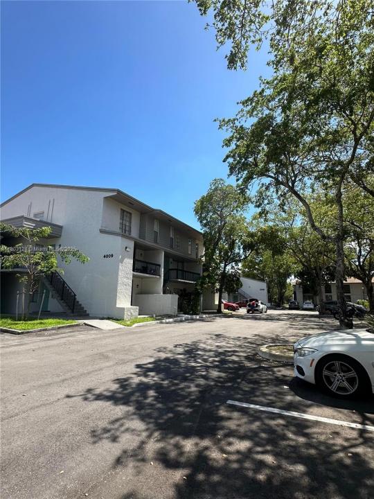 4009 N University Dr 112, Sunrise, Florida 33351, USA