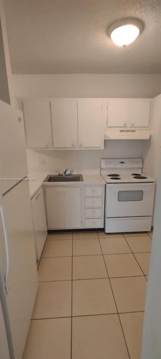 4009 N University Dr 112, Sunrise, Florida 33351, USA