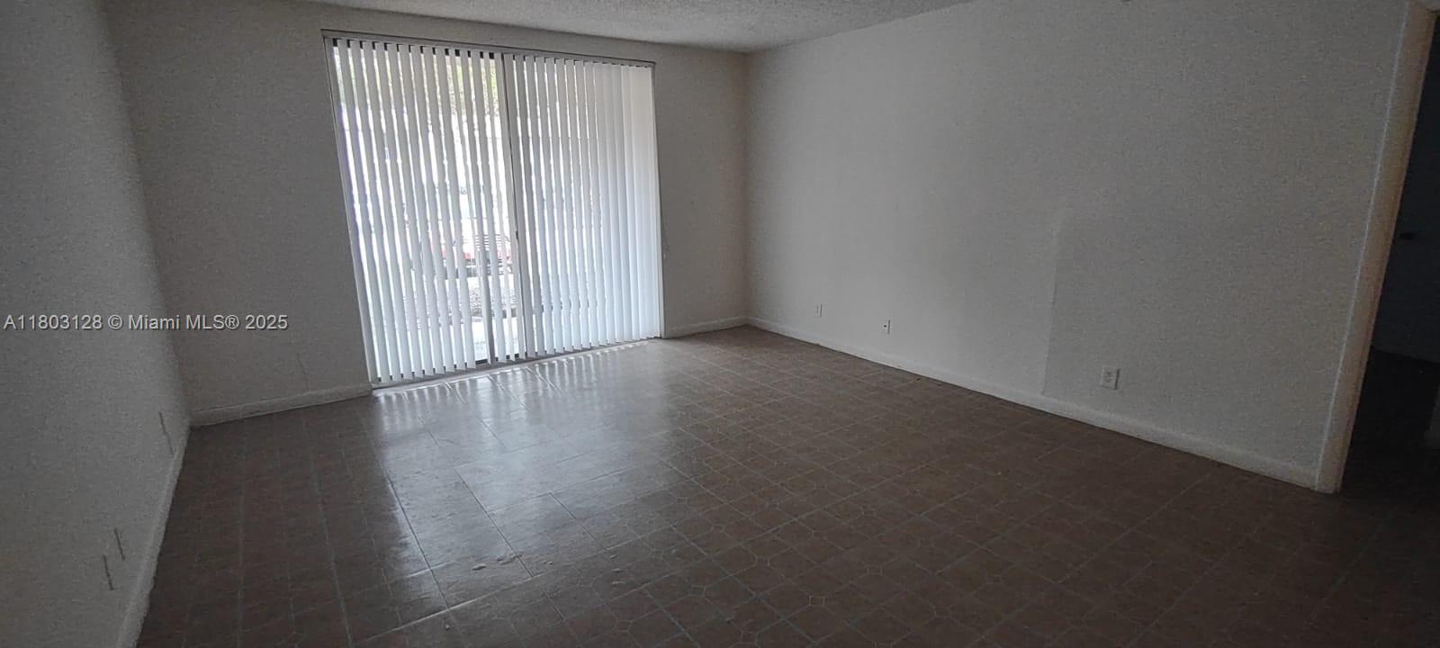 4009 N University Dr 112, Sunrise, Florida 33351, USA