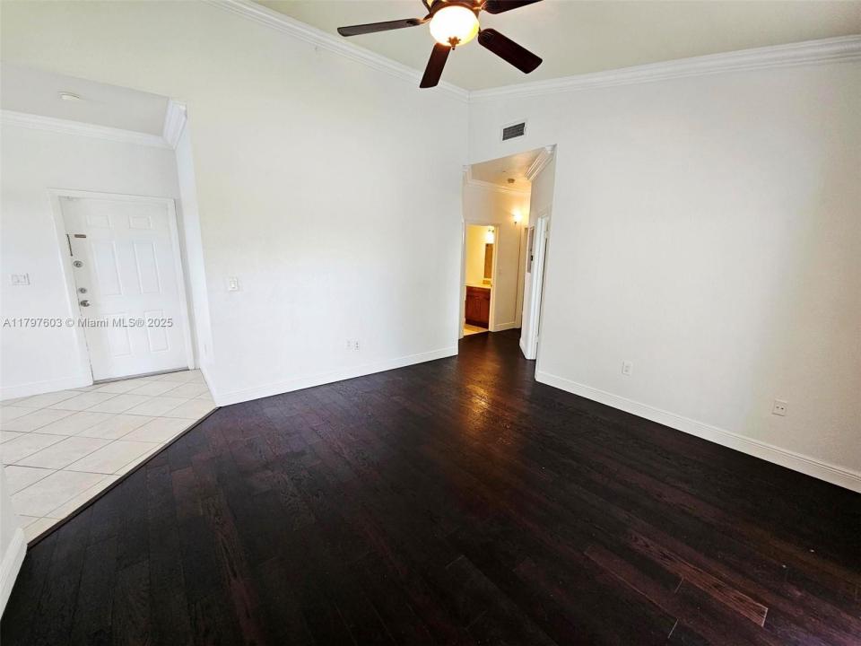 2151 NW 96 TERR 15L, Pembroke Pines, Florida 33024, Stati Uniti