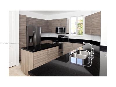 2579 SW 81 2563, Miramar, Florida 33025, USA