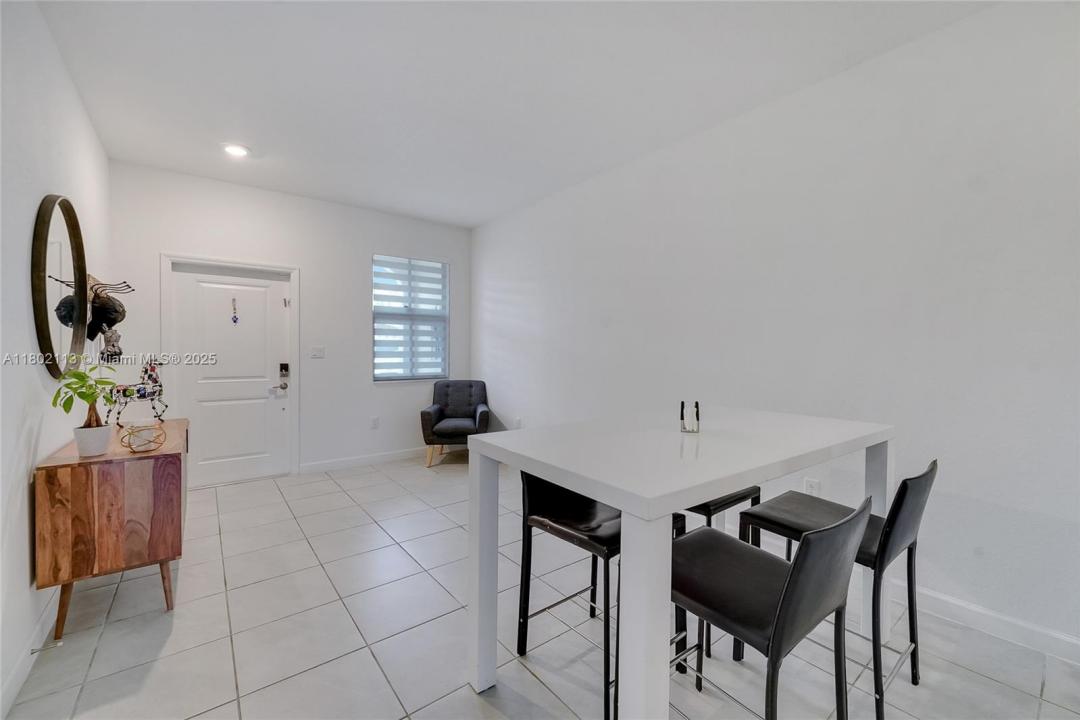 12767 NW 23rd Pl, Miami, Flórida 33167, Estados Unidos