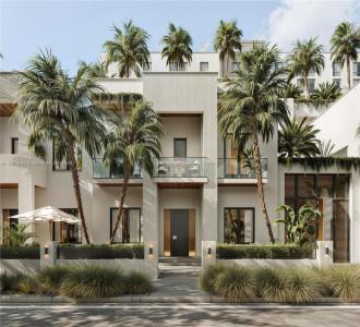 1265 SW 22nd St TH-2, Miami, Florida 33145, USA