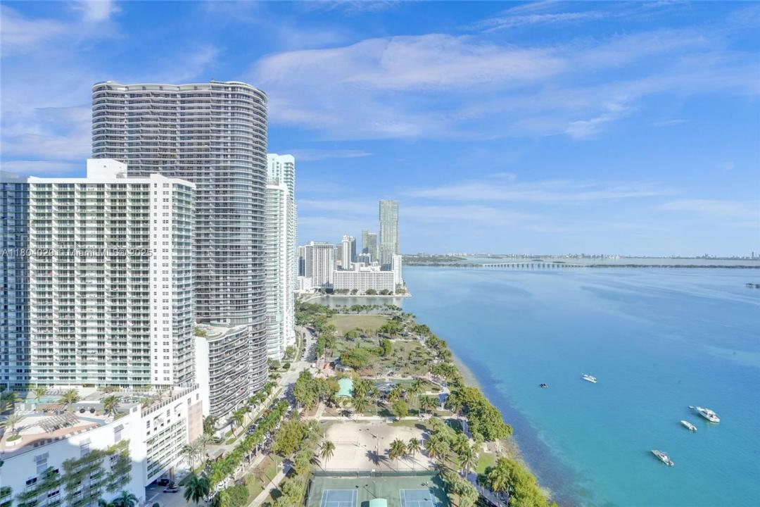 1717 N Bayshore Dr A-3533, Miami, Florida 33132
