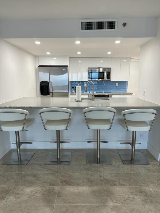 1717 N Bayshore Dr A-3533, Miami, Florida 33132