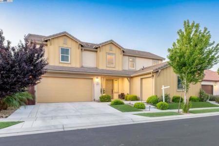 W Warren Dr, Mountain House, California 95391