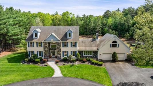 101 Nancy Lane, Burrillville, Rhode Island 02830, Estados Unidos