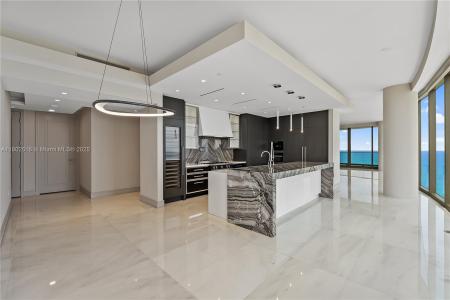 17901 Collins Ave 2404, Sunny Isles Beach, Floride 33160, États-Unis
