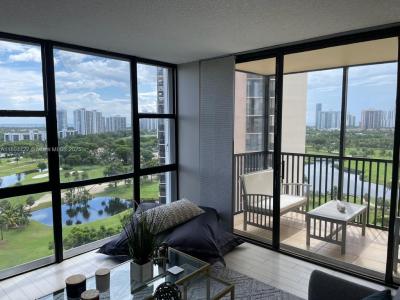 20301 W Country Club Dr 1623, Aventura, Florida 33180, USA