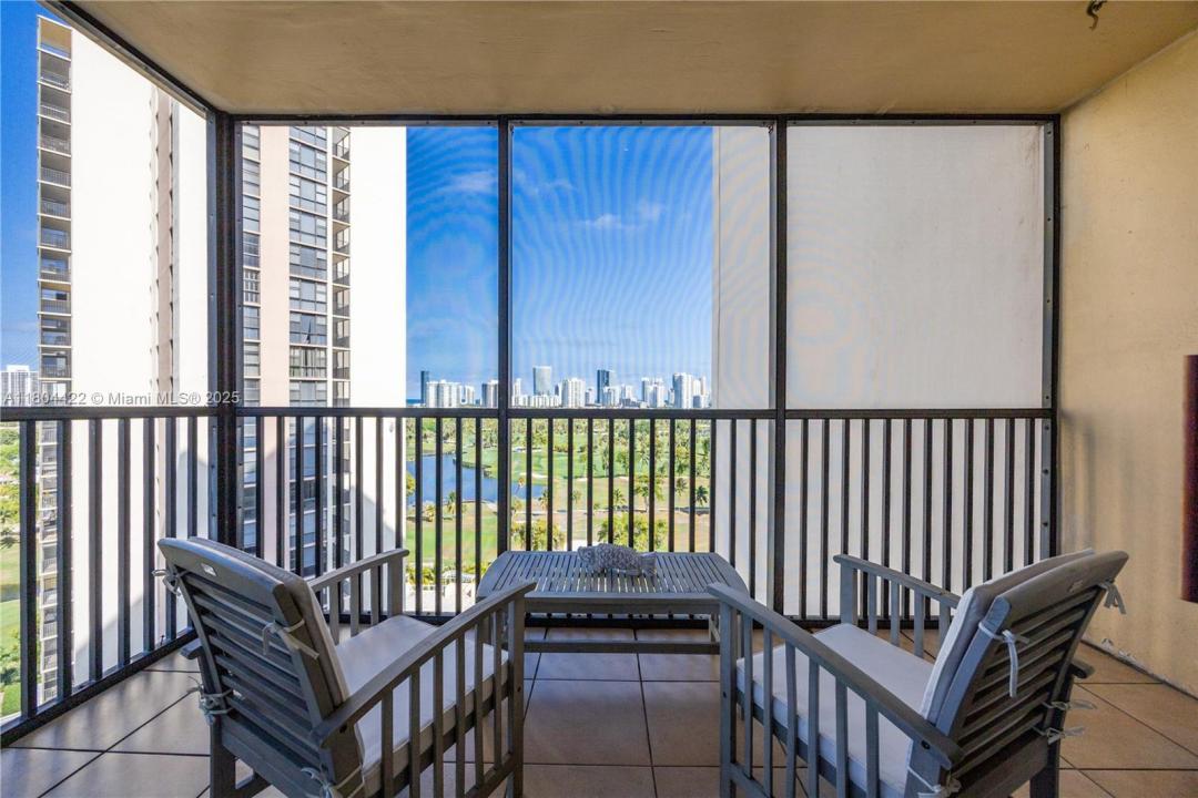 20301 W Country Club Dr 1623, Aventura, فلوريدا 33180, الولايات المتحدة