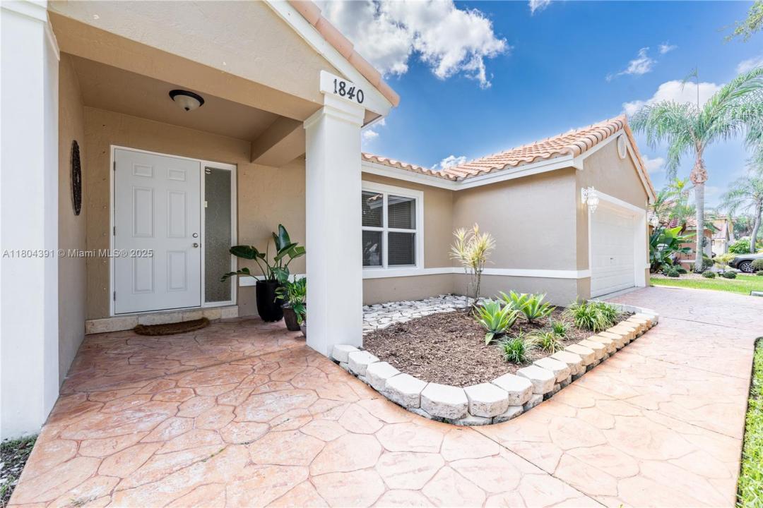 1840 SW 135th Way, Miramar, Florida 33027, USA