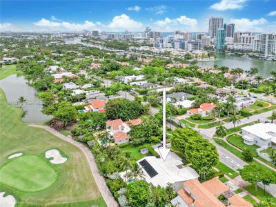 5860 La Gorce Dr, Miami Beach, Florida 33140, USA