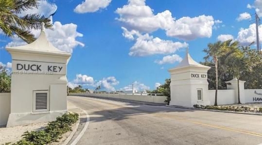 113 Jamaica St, Duck, Florida 33050, USA
