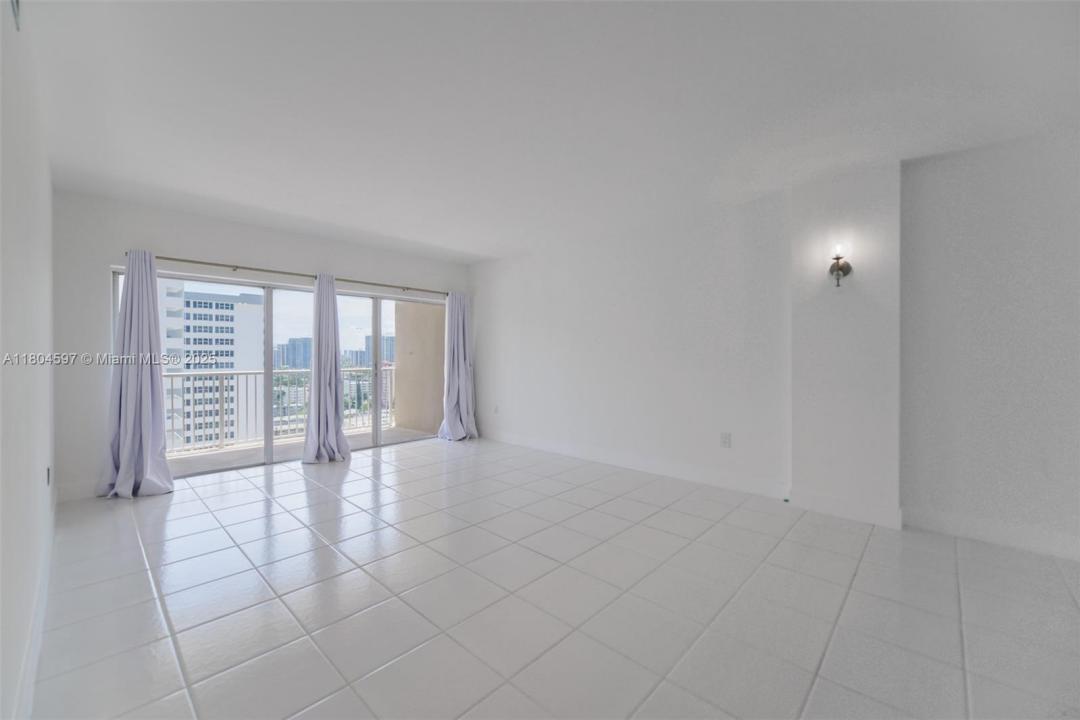 1980 S Ocean Dr 18G, Hallandale Beach, Florida 33009, HOA KỲ