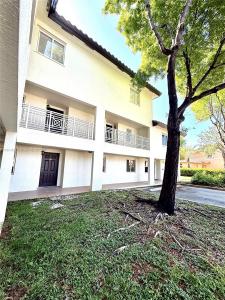 8851 NW 112th Ave 115, Doral, Florida 33178, USA