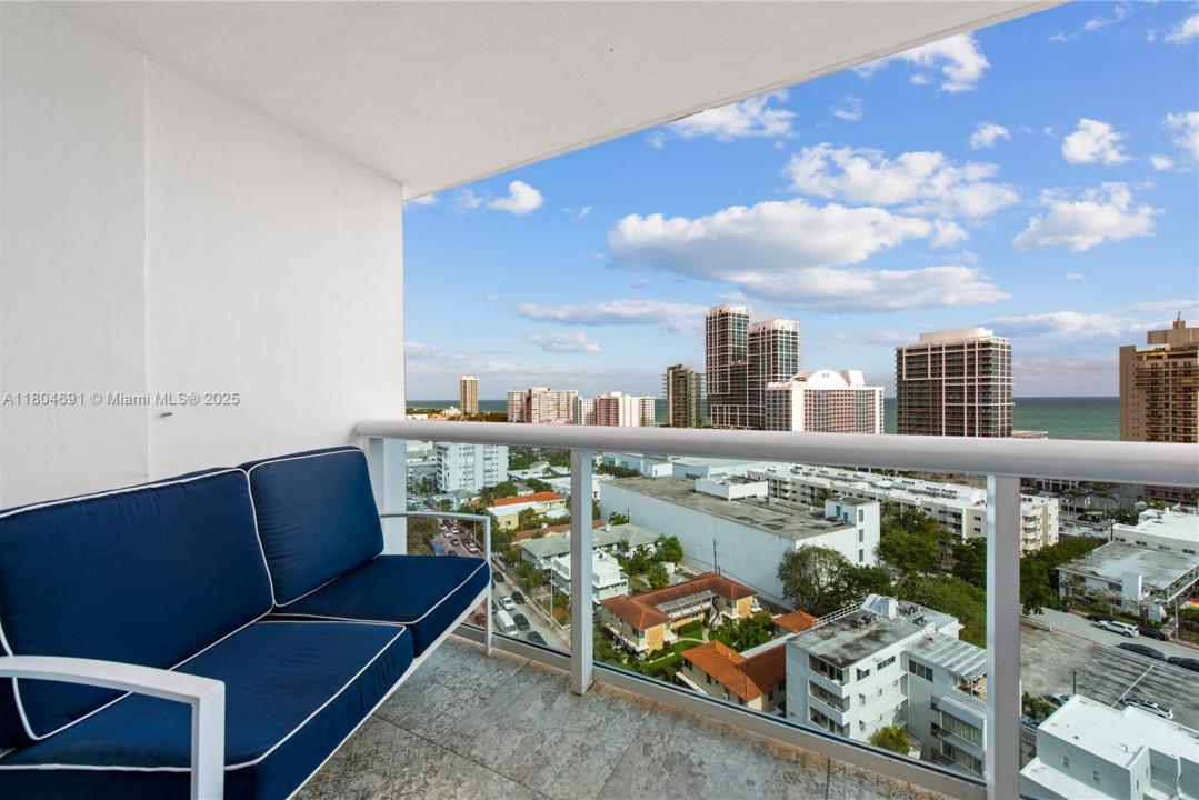 6770 Indian Creek Dr TSA1, Miami Beach, Floryda 33141, USA