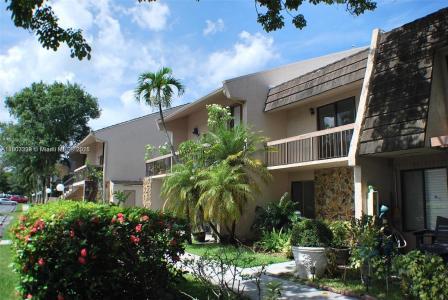 611 N University Dr 3, Plantation, Florida 33324, USA