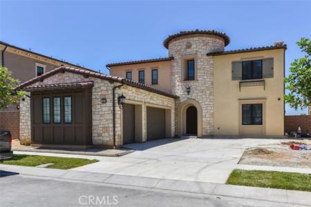 Clear Falls, Irvine, California 92602, Estados Unidos