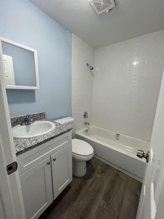 1109 NW 6th Avenue 1-5, Pompano Beach, Floryda 33060, USA