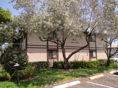 9530 N Belfort Cir M2-108, Tamarac, Florida 33321, USA