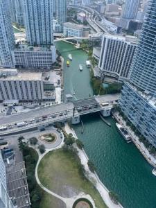 465 Brickell 4504, Miami, Florida 33131, USA