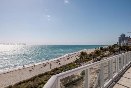 5445 Collins Ave M9 M10 M11 M12, Miami Beach, Florida 33140, USA