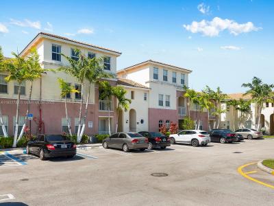 10022 NW 7th St 206, Miami, Florida 33172, USA