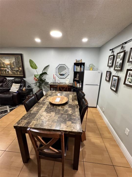 7005 NW 173rd Dr 1702, Hialeah, 佛罗里达州 33015, 美国