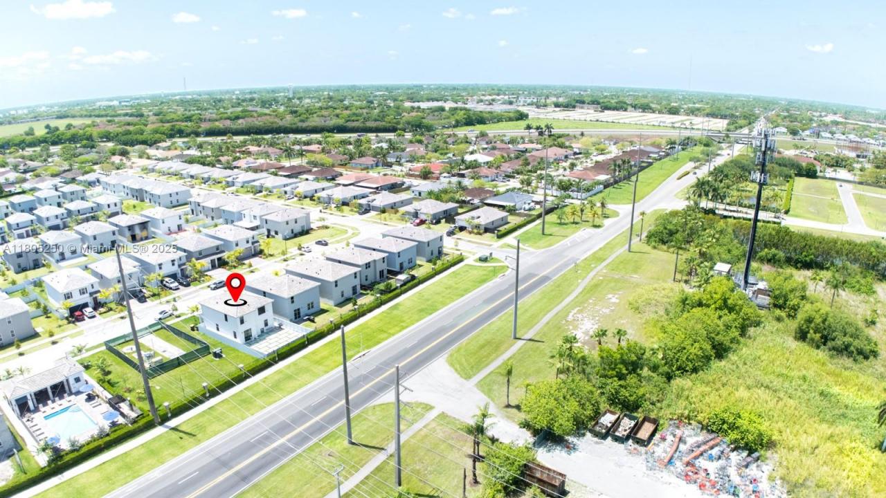 715 SE 17th Ave, Homestead, Floride 33033, États-Unis