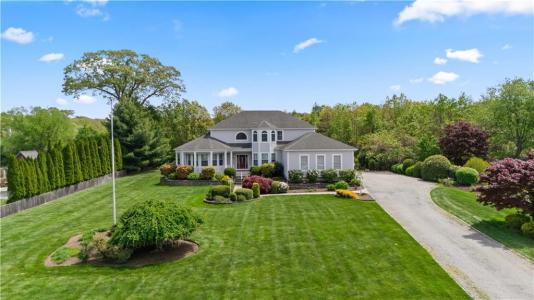 241 Channel View, Warwick, RI 02889, USA