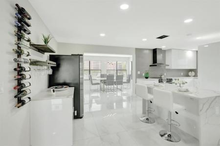 400 NW 20th St, Wilton Manors, Florida 33311