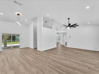 2928 SE Bella Rd, Port St Lucie, Florida 34984