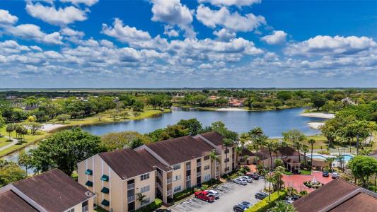 15295 SW 107th Ln 1009, Miami, Florida 33196, USA
