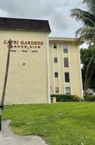 11925 NE 2nd Ave B307, North Miami, Florida 33161, USA
