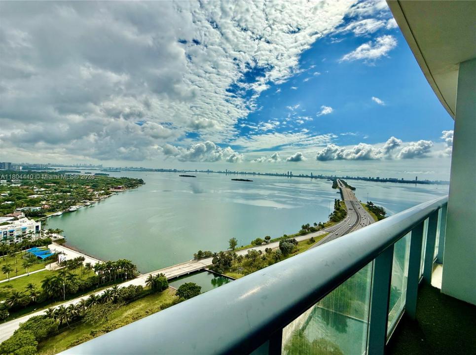 601 NE 36th St 2608, Miami, Florida 33137, Stati Uniti