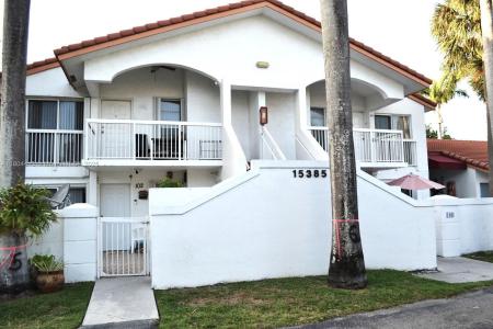 15385 SW 76th Ter 203, Miami, Florida 33193, USA