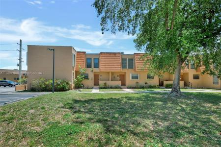 1541 NW 92nd Ave 186, Pembroke Pines, Florida 33024, USA