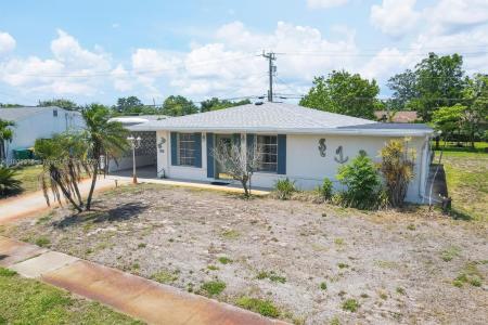330 Lasayette Dr NE, Port Charlotte, Florida 33952, USA
