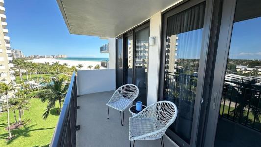 180 Seaview Ct 706, Other City - In The State Of Florida, Florida 34145, USA
