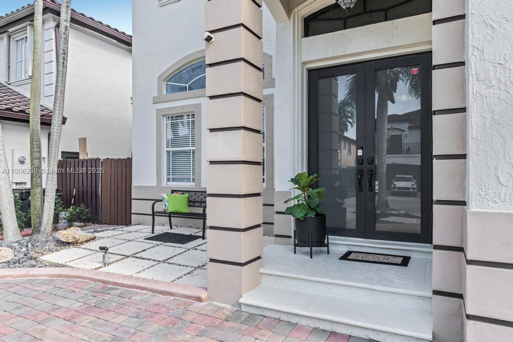 16354 SW 63rd Ter, Miami, Florida 33193, Amerika Birleşik Devletleri