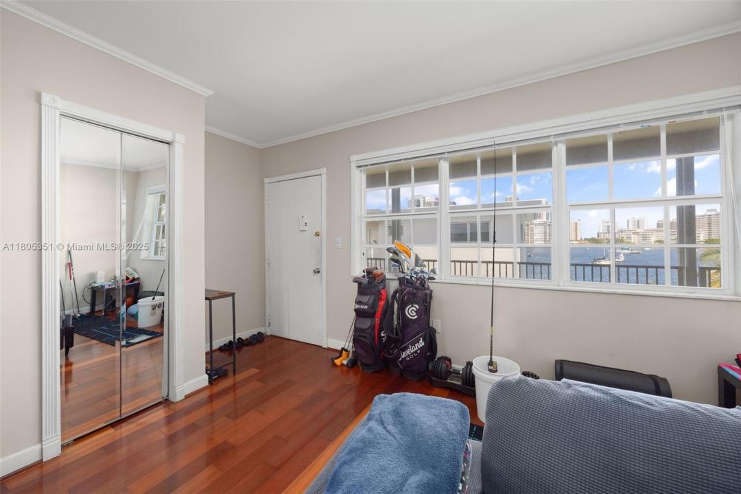 462 Golden Isles Dr 305, Hallandale Beach, 플로리다 33009, 미국