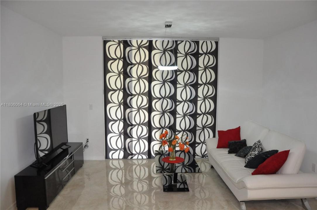 19801 E Country Club Dr 4104, Aventura, Florida 33180