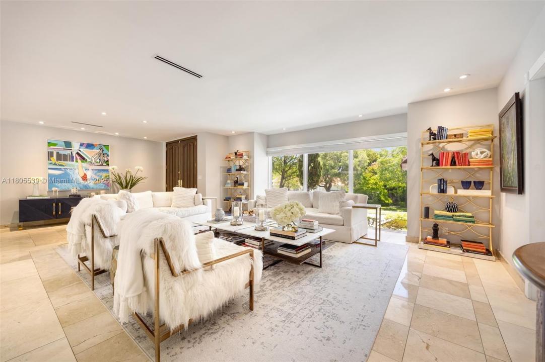 7230 Vistalmar St, Coral Gables, Florida 33143