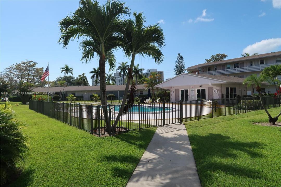 700 Layne Blvd 112, Hallandale Beach, 플로리다 33009, 미국