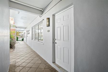 2200 S Ocean Dr N103, Hollywood, Florida 33019, USA
