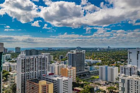 88 SW 7th St 2504, Miami, Florida 33130, USA