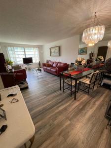 7400 NW 17th St 209, Plantation, Florida 33313, USA