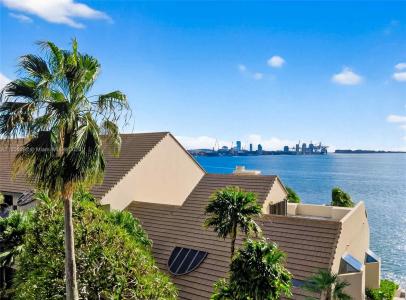 520 Brickell Key Dr A604, Miami, Florida 33131, USA